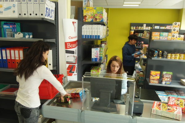 CAP EQUIPIER POLYVALENT DU COMMERCE